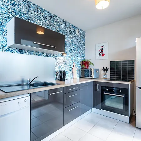 Calme Et Verdure: Vue Montagne - Terrasse - Wifi