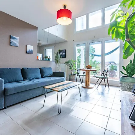 Calme Et Verdure: Vue Montagne - Terrasse - Wifi Apartamento