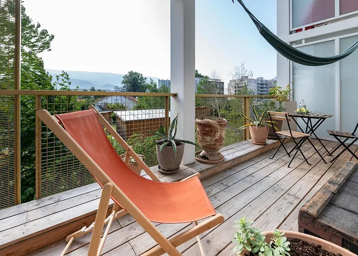 Calme Et Verdure: Vue Montagne - Terrasse - Wifi דירה *